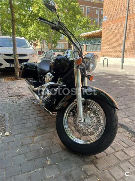 Kawasaki VN900 Classic - Vista 3