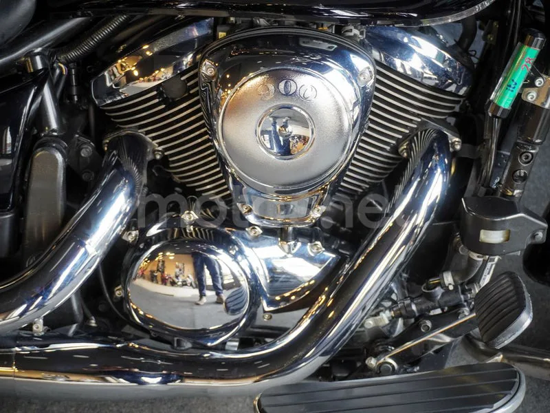 Kawasaki VN900 Classic - Vista 3