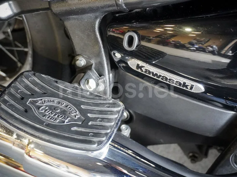 Kawasaki VN900 Classic - Vista 4
