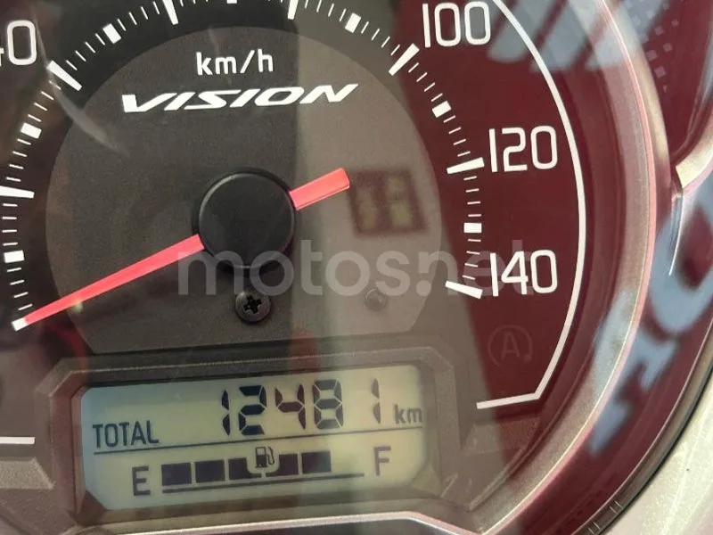 Honda Vision 110 - Vista 9
