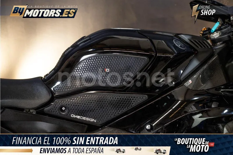 Yamaha YZF-R1 - Vista 11