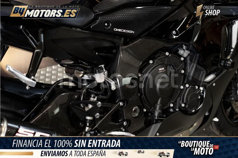 Yamaha YZF-R1 - Vista 12