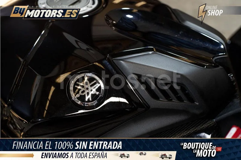 Yamaha YZF-R1 - Vista 19
