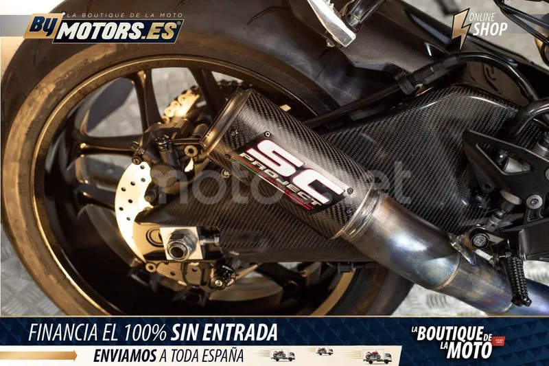 Yamaha YZF-R1 - Vista 10