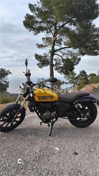 QJ Motor SRV 125 - Vista 4