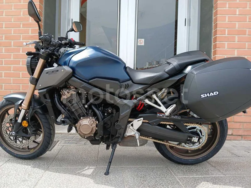 Honda CB650R - Vista 3