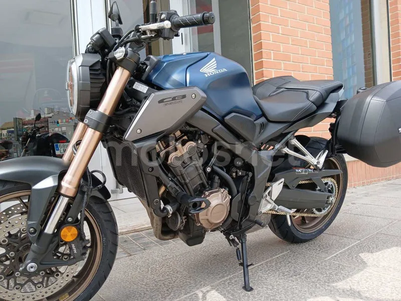 Honda CB650R - Vista 7