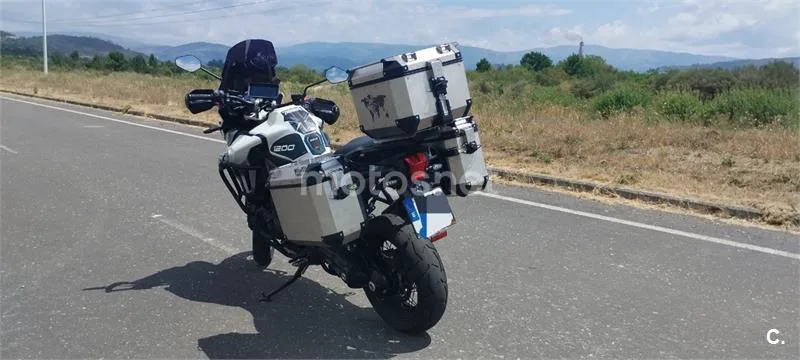 Triumph Tiger Explorer - Vista 5