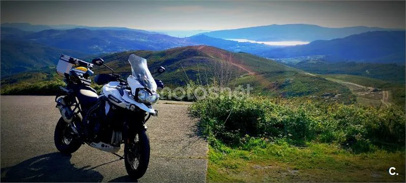 Triumph Tiger Explorer - Vista 9