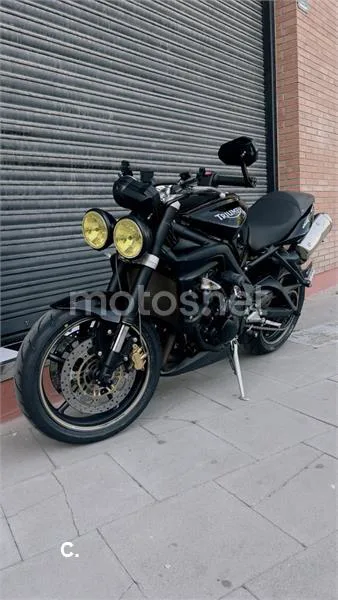 Triumph Street Triple 3600 € 2008 Barcelona - 1