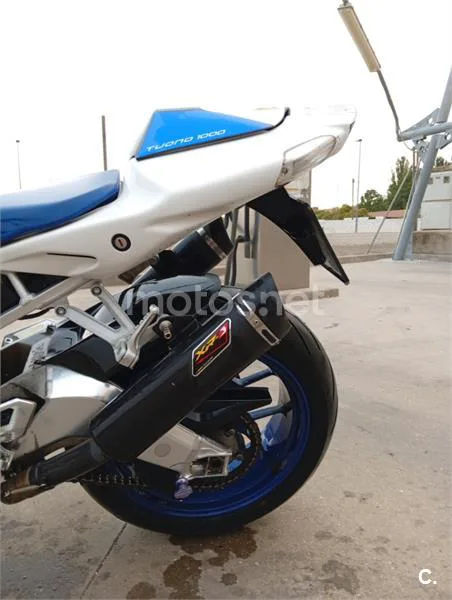 Aprilia Tuono 1000 R - Vista 5