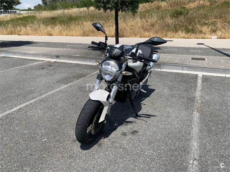 Ducati Monster 696 4100 € 2008 Navarra - 1