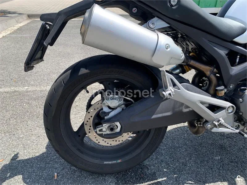 Ducati Monster 696 - Vista 6
