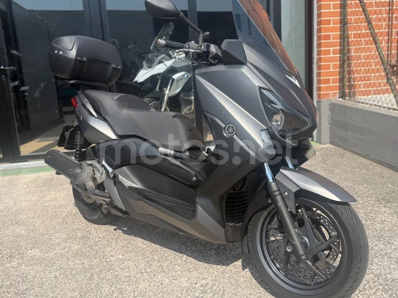 Yamaha XMAX 125 2399 € 2015 Navarra - 1