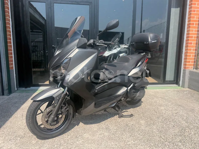 Yamaha XMAX 125 - Vista 3