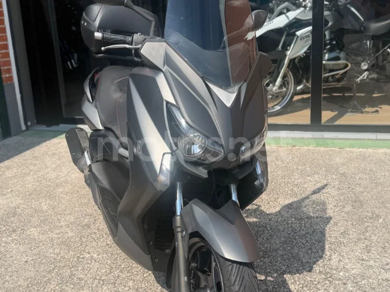 Yamaha XMAX 125 - Vista 5