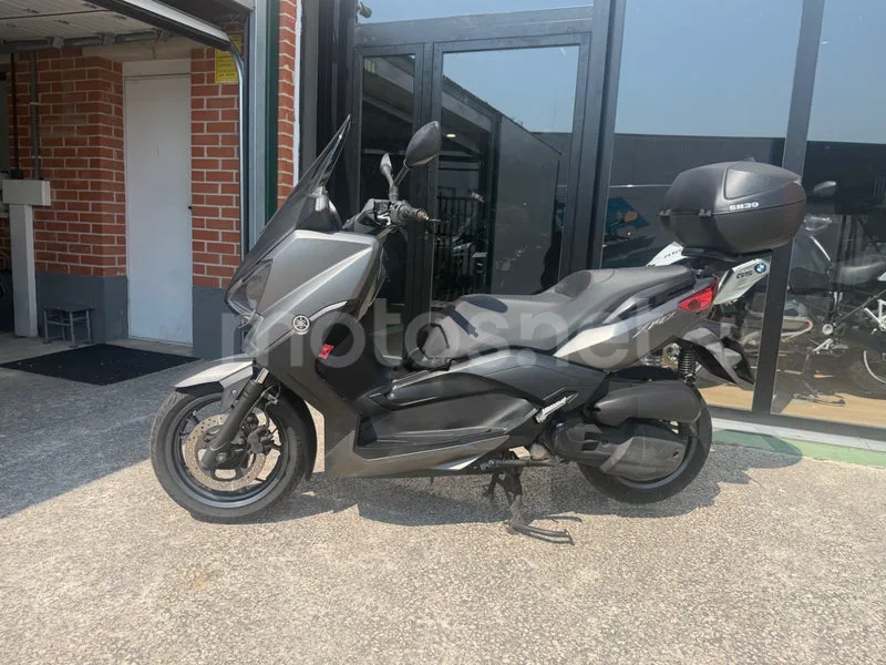 Yamaha XMAX 125 - Vista 6