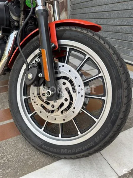 Harley-Davidson Sportster 883 - Vista 13