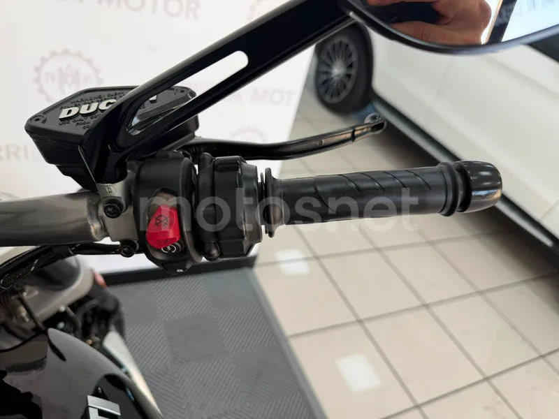 Ducati XDiavel - Vista 12