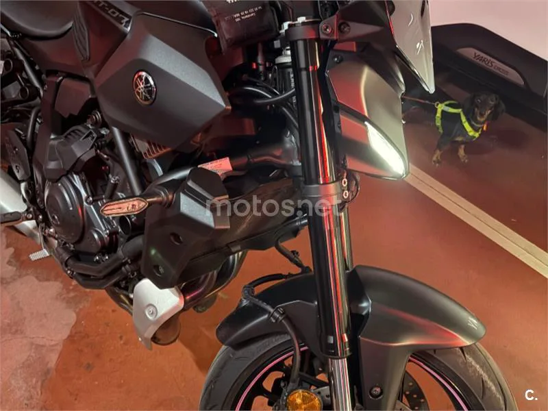 Yamaha MT-07 - Vista 3