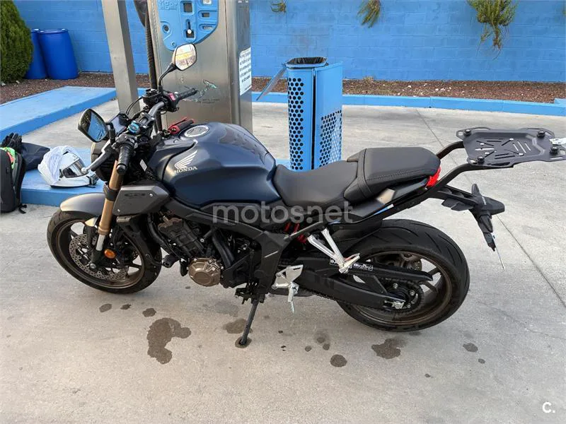 Honda CB650R - Vista 3