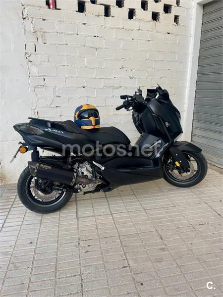 Yamaha XMAX 300 - Vista 3
