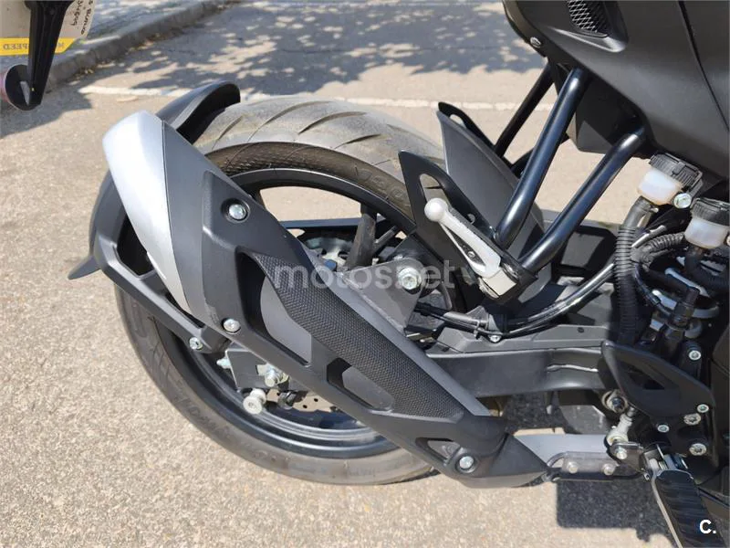 Keeway RKF 125 - Vista 12