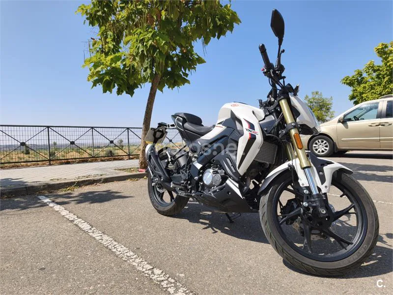 Keeway RKF 125 - Vista 3