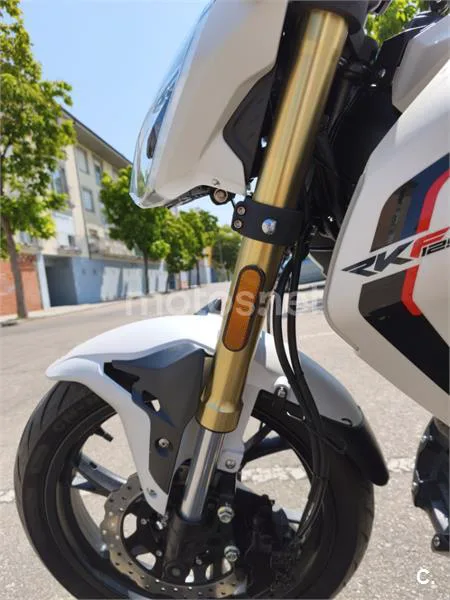 Keeway RKF 125 - Vista 8
