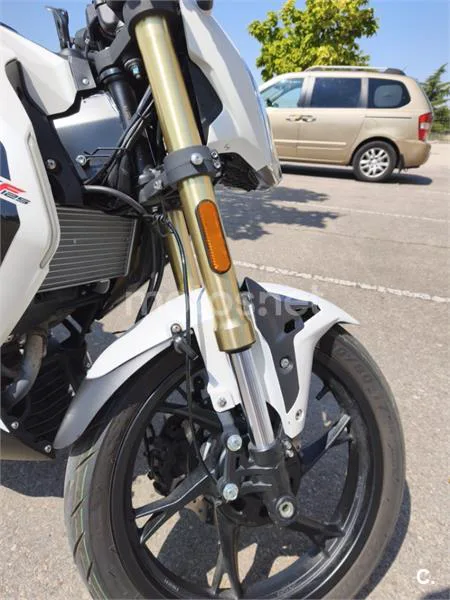 Keeway RKF 125 - Vista 9