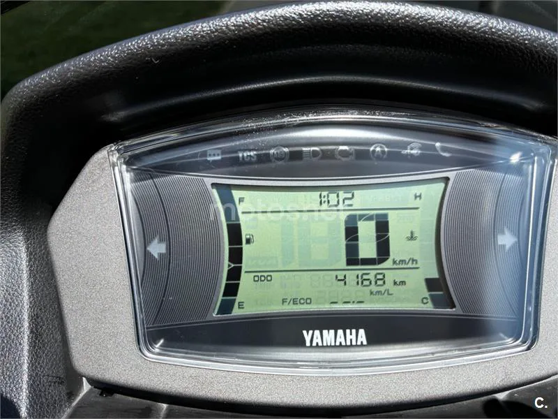 Yamaha NMAX - Vista 16