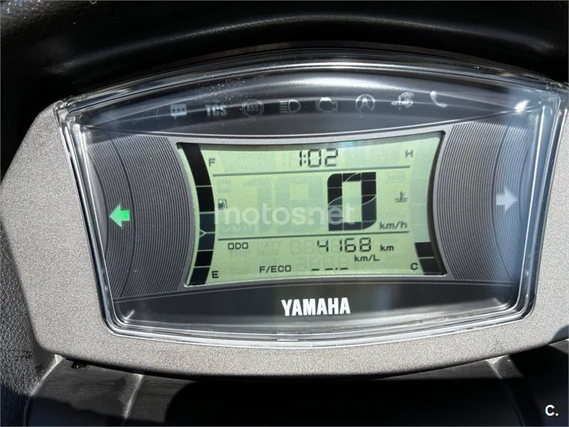 Yamaha NMAX - Vista 17