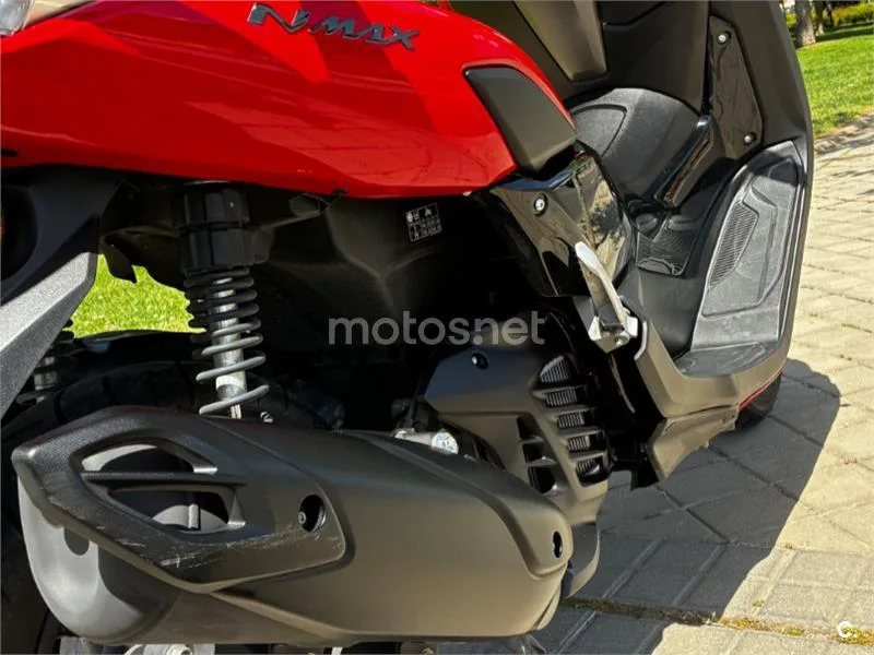 Yamaha NMAX - Vista 7