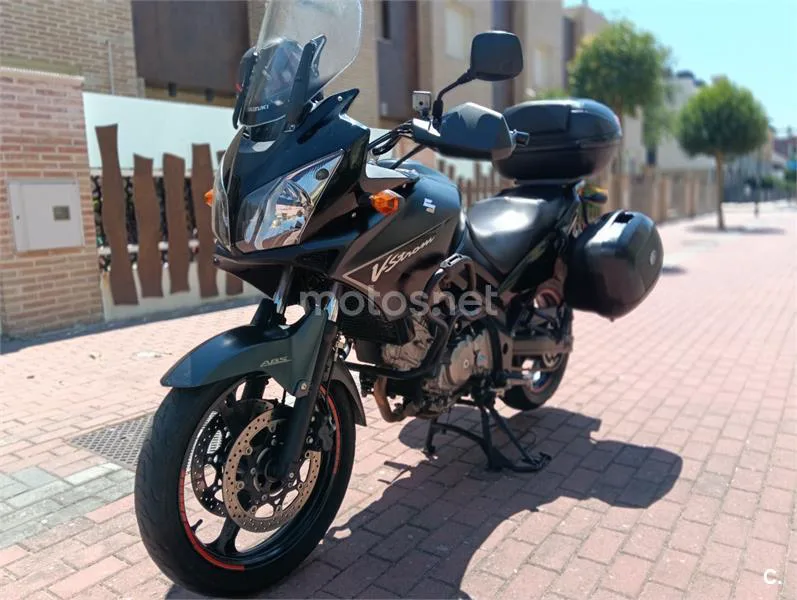 Suzuki V-Strom 650 3700 € 2007 Burgos - 1