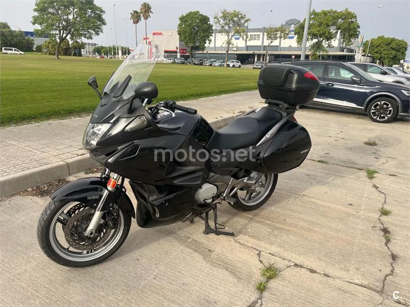 Honda NT700V Deauville - Vista 3