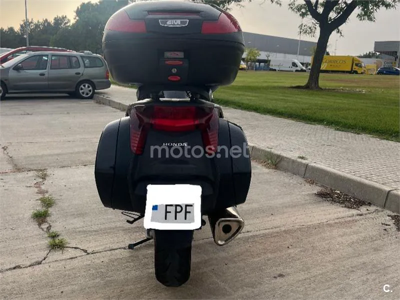 Honda NT700V Deauville - Vista 8