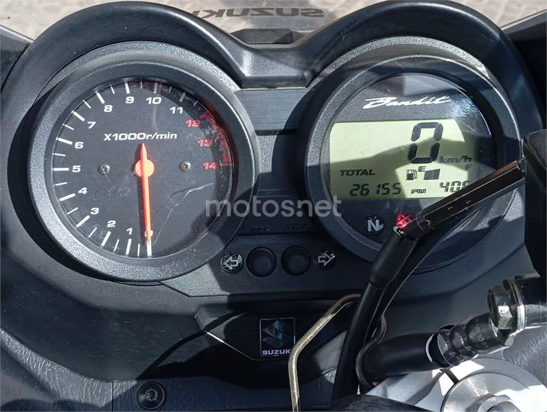 Suzuki Bandit 650S - Vista 4