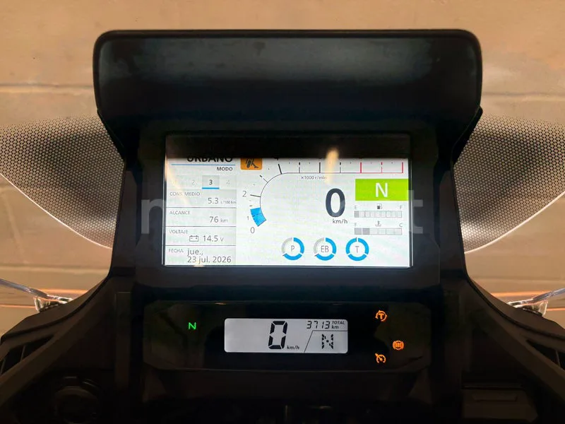 Honda NT1100 - Vista 21