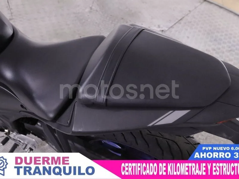 Yamaha MT-03 - Vista 14