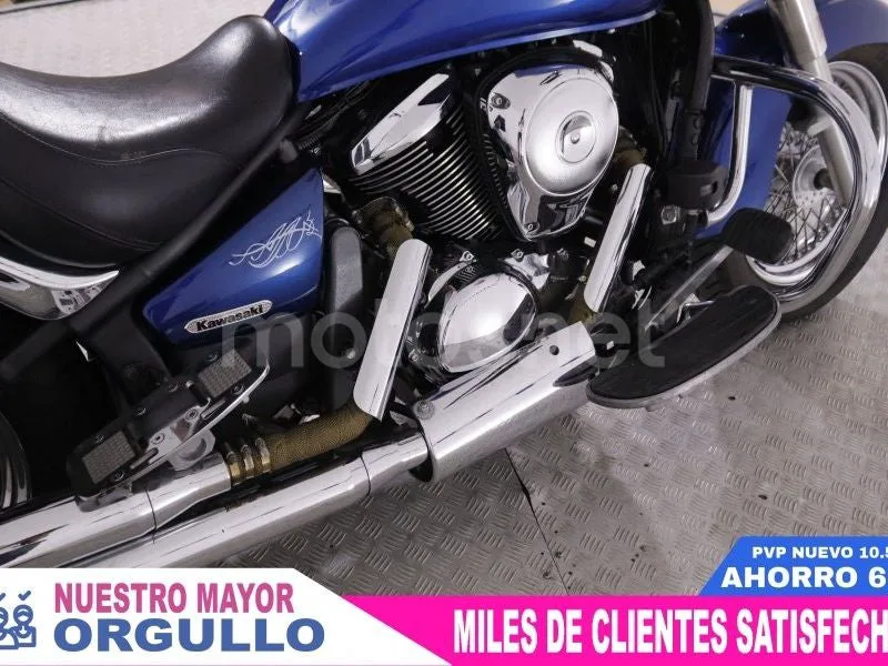 Kawasaki VN900 Classic - Vista 12