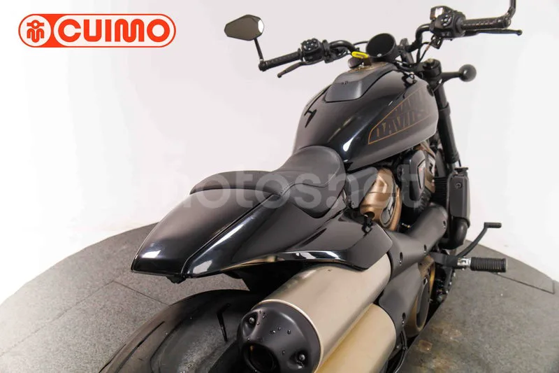 Harley-Davidson Sportster S - Vista 16