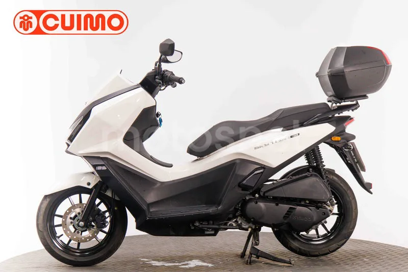 Kymco Sky Town 125 - Vista 8