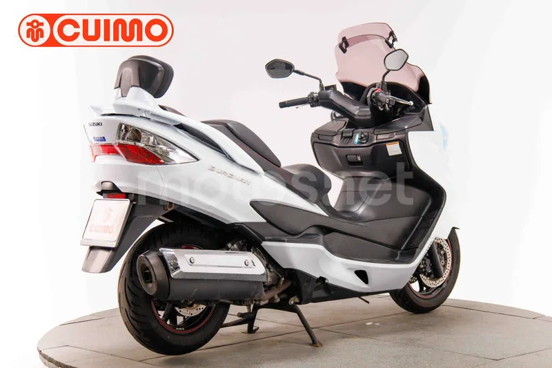Suzuki Burgman 400 - Vista 4