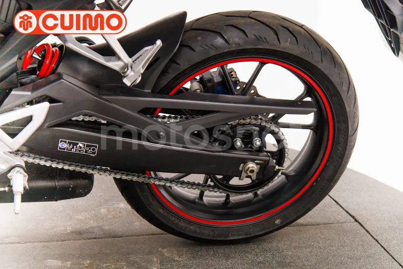 Honda CB125R - Vista 18