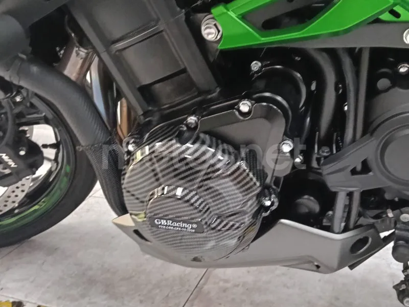 Kawasaki Z900 - Vista 9