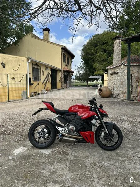 Ducati Streetfighter V2 - Vista 4