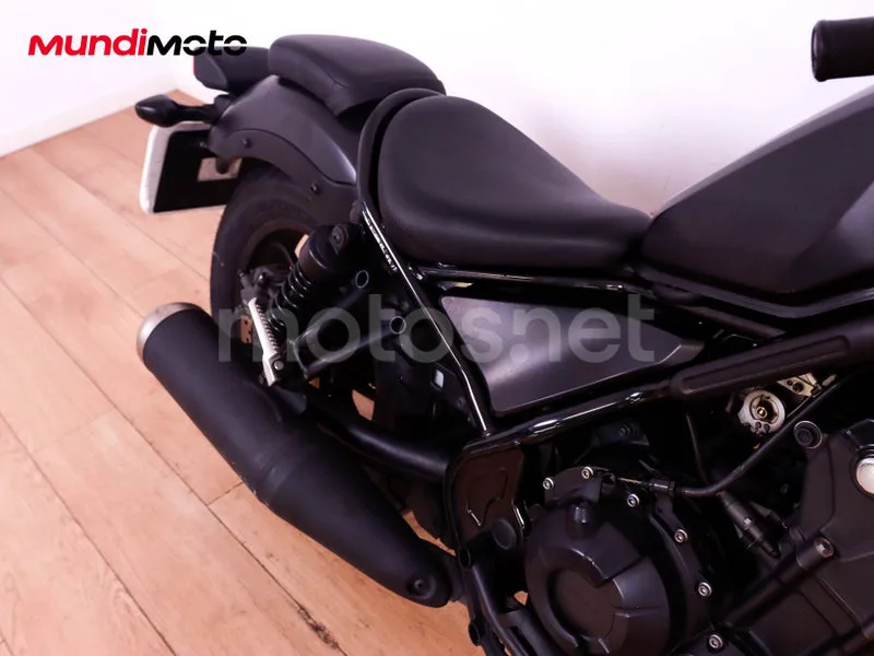 Honda Rebel 500 - Vista 37