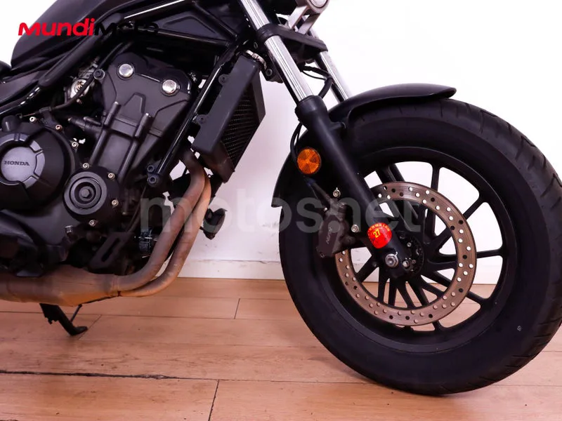 Honda Rebel 500 - Vista 38