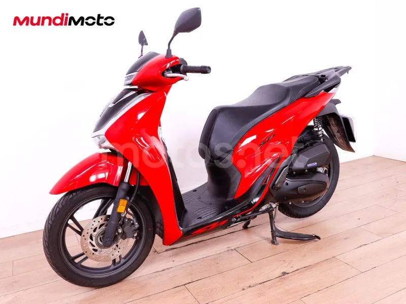 Honda SH125i - Vista 7