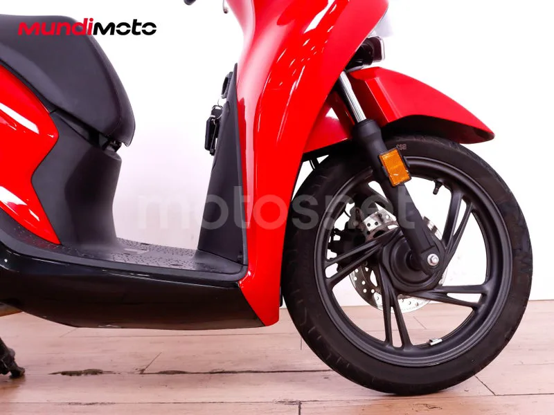 Honda SH125i - Vista 85